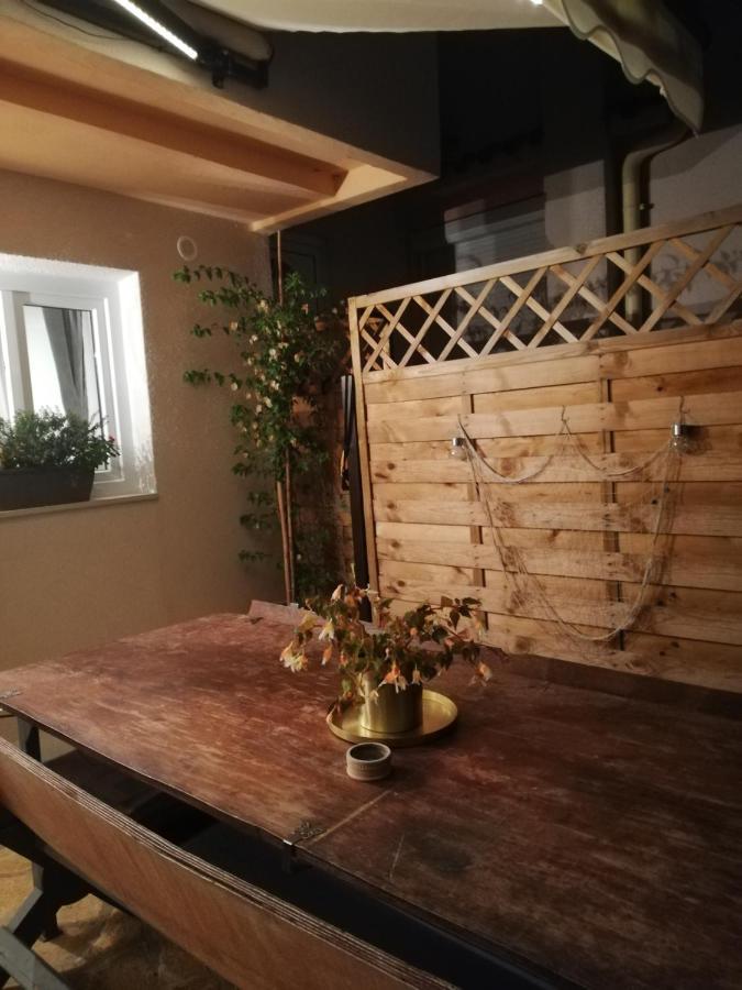 Appartamento Mia Zara Esterno foto